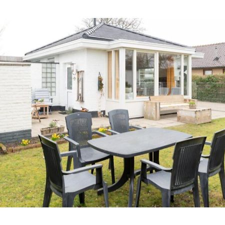 Quiet Location Yet Close To The Beach And Center Large Enclosed Garden Renesse Kültér fotó