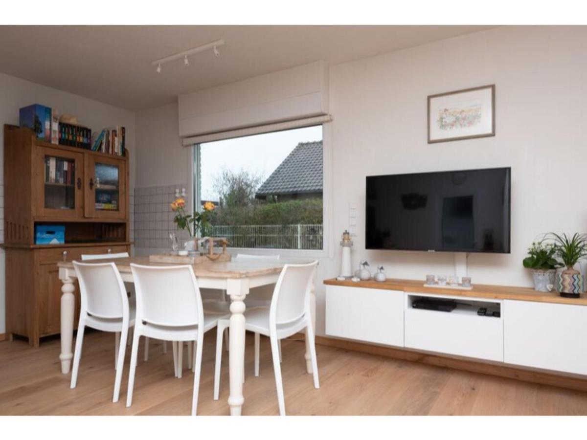 Quiet Location Yet Close To The Beach And Center Large Enclosed Garden Renesse Kültér fotó