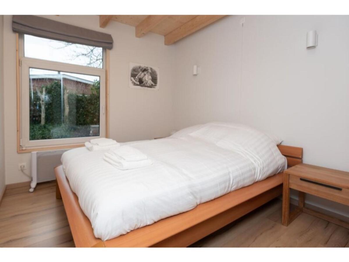 Quiet Location Yet Close To The Beach And Center Large Enclosed Garden Renesse Kültér fotó