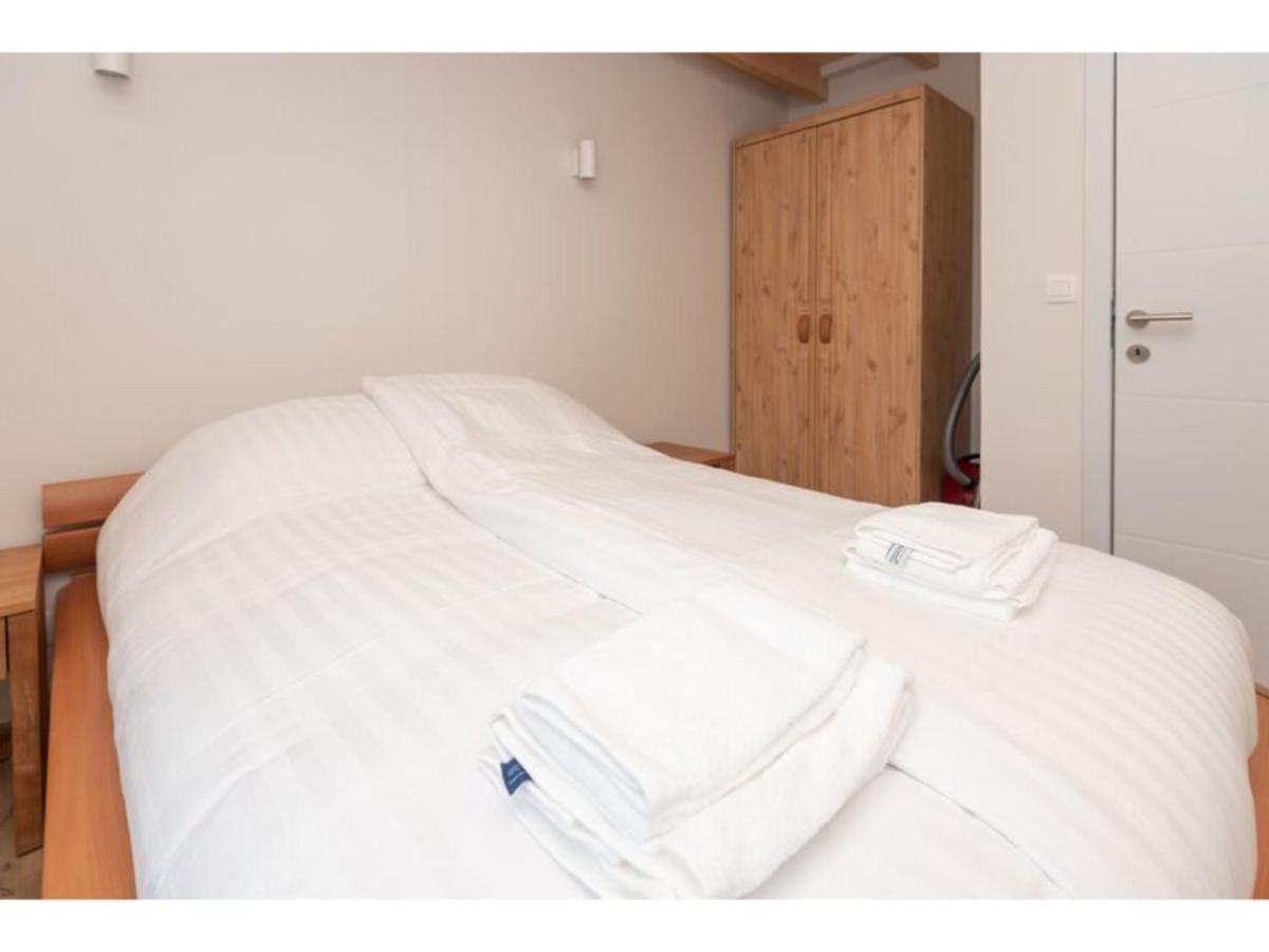Quiet Location Yet Close To The Beach And Center Large Enclosed Garden Renesse Kültér fotó