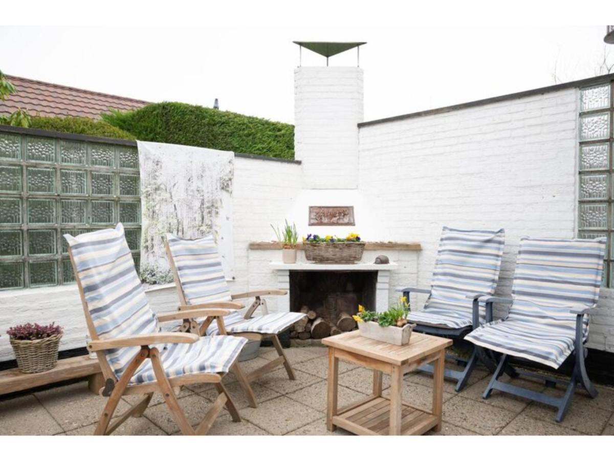 Quiet Location Yet Close To The Beach And Center Large Enclosed Garden Renesse Kültér fotó